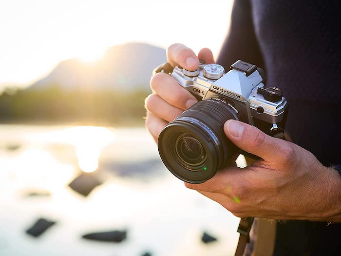 The Beginner's Photography Guide [Book]