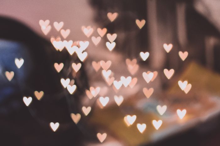 custom heart-shapes bokeh effect