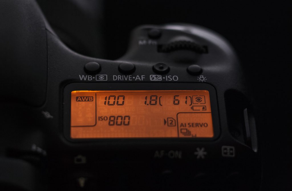 Camera screen on top of a Canon EOS 7D Mark II