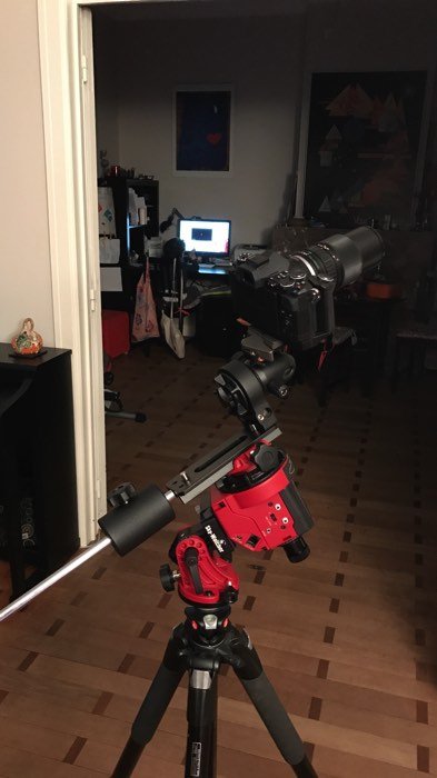 Tripods for Landscape Photography: Example of camera mounted on tripod for astrophotography 