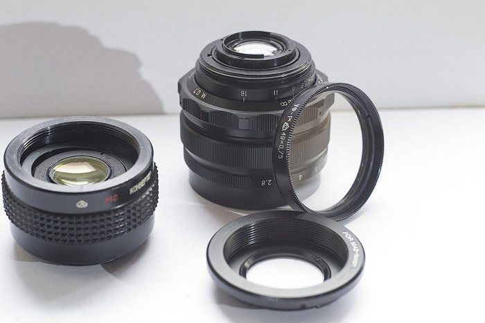 lens with lens filters and adapter ring
