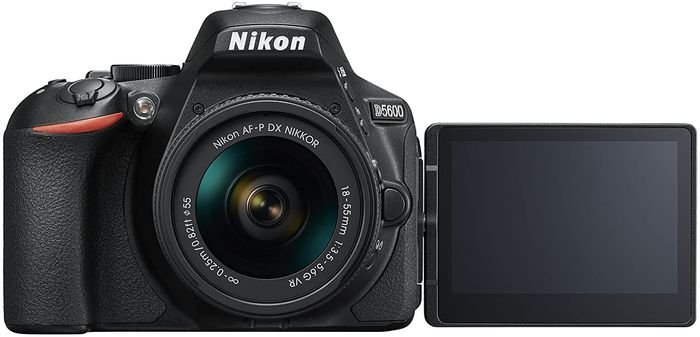Nikon D5600 camera for macro photography