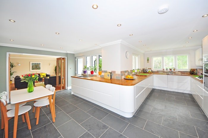 An interior image of a white kitchen 
