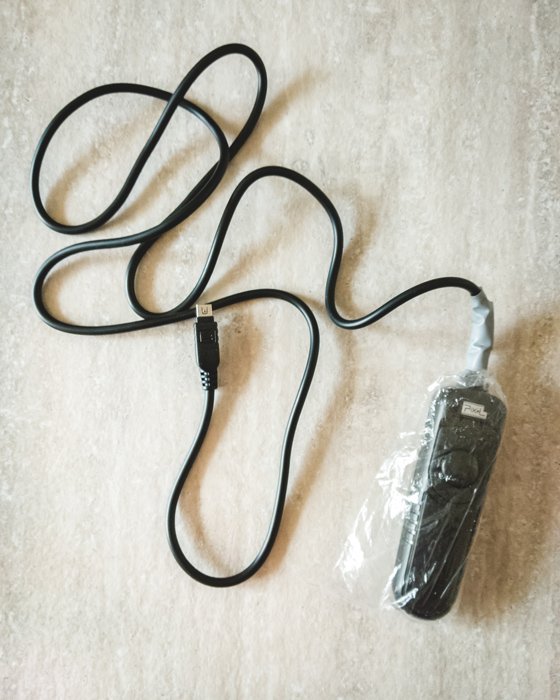 An old style remote shutter release