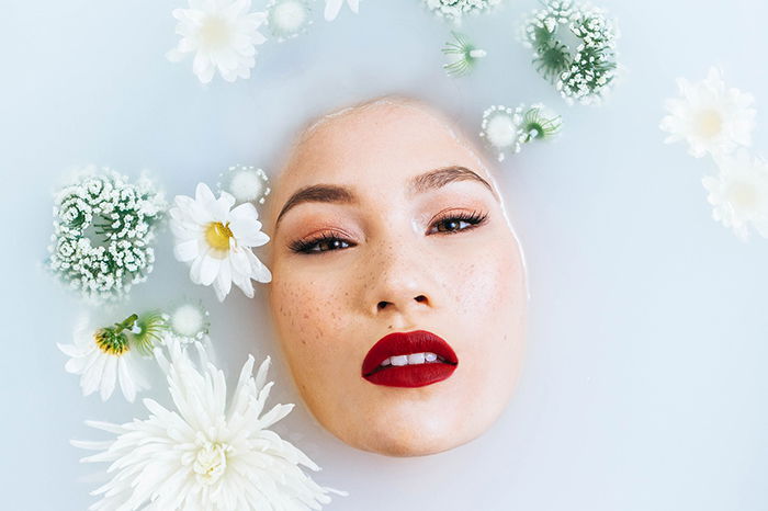 A Beginner s Guide to Taking Beautiful Milk Bath Photography - 26