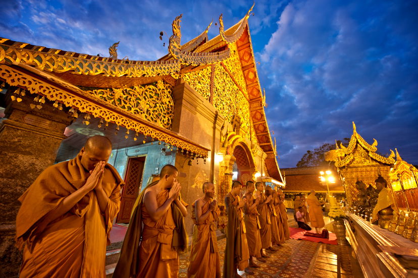 Temple Evening Prayers 6 Tips for Using Shallow vs Deep Depth of Field