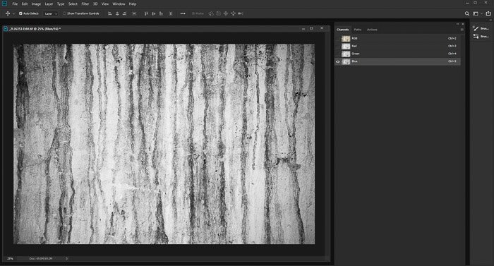 A screenshot of editing a photo of a textured grunge wall using the displacement map photoshop - Convert the Image to Black and White