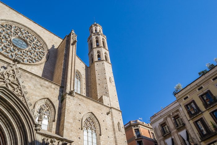 the Santa Maria del Mar Cathedral - best Barcelona photography spots