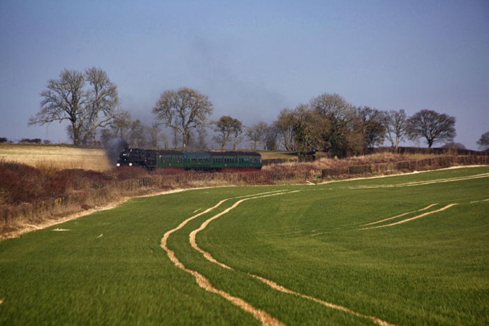 How to Take Excellent Train Photography  Locomotive Photos  - 17