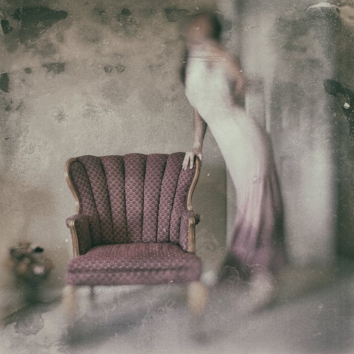 Atmospheric portrait of a female model by fine art photographer Lotus Carroll 