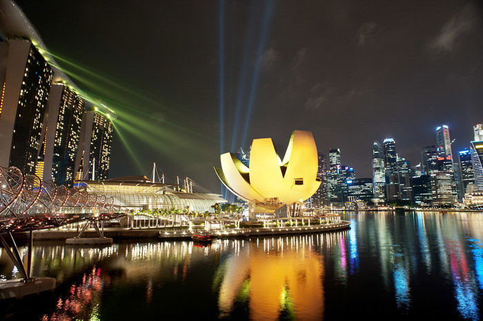 A stunning Singapose cityscape at night 