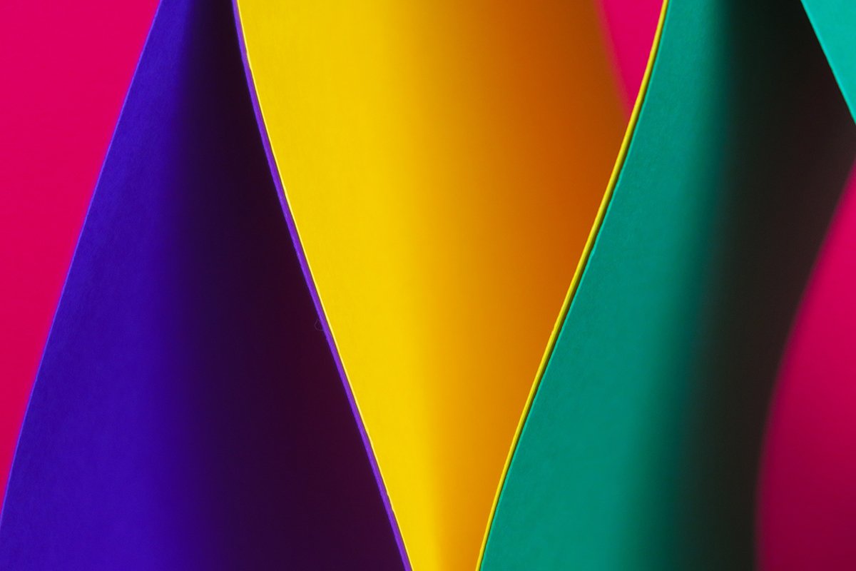 How to Take Awesome Abstract Photos Using Colored Paper