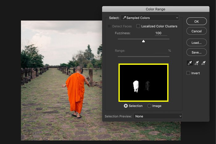 A screenshot showing how to use colour range to change the color of an object in photoshop
