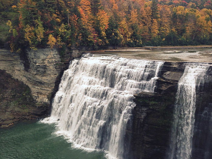 Original photo of a flowing waterfall