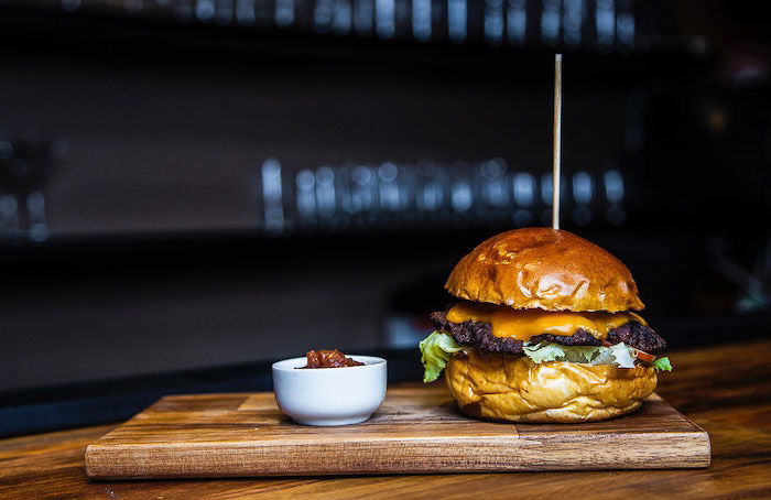 10 Burger Photography Secrets for Styling and Shooting - 89