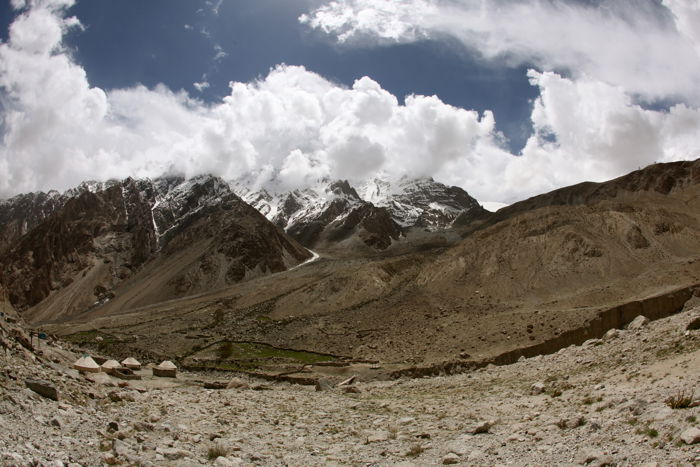 A stunning mountainous landscape - beginner adventure photography tips