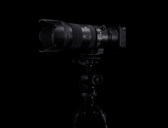 View of a DSLR on a tripod fitted with the Sigma 70-200mm f/2.8 DG OS HSM Sports lens