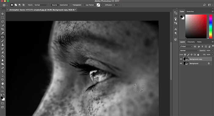 A screenshot showing how to colorize black and white photos in Photoshop