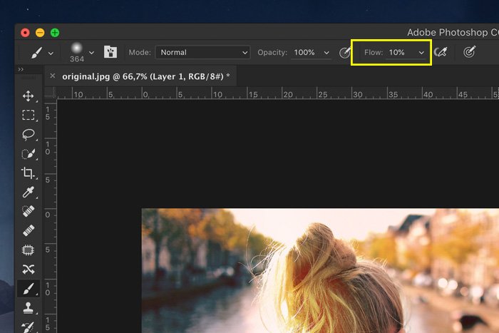 a screenshot showing how to set brush flow in Photoshop