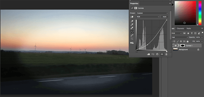 A screenshot showing how to re-create the Lomography Effect in Photoshop