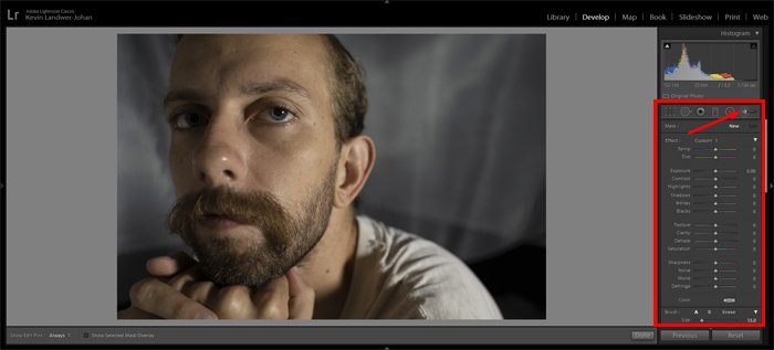 a screenshot showing how to enhance eyes in Lightroom using adjustment brush