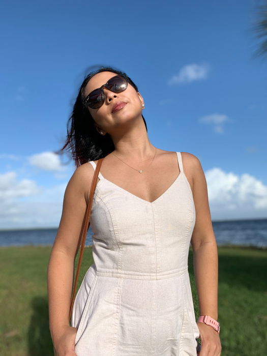 Portrait photo of a woman on the beach