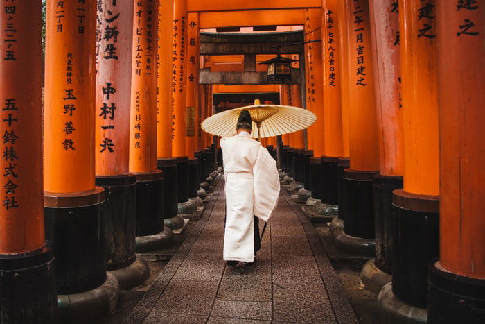 How to Politely Shoot Photography In Japan (Etiquette)