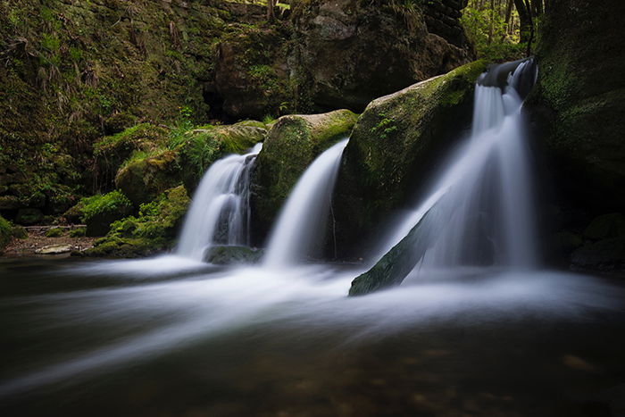 fast shutter speed photography water