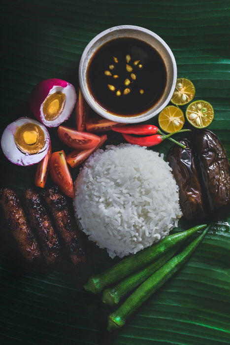 Indian food photography with hard light 