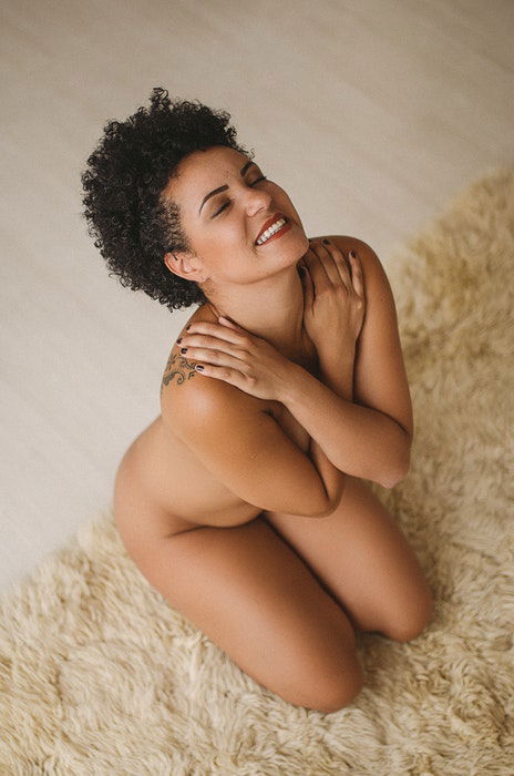 How Naked selfies and other beautiful plus size bodies are helping