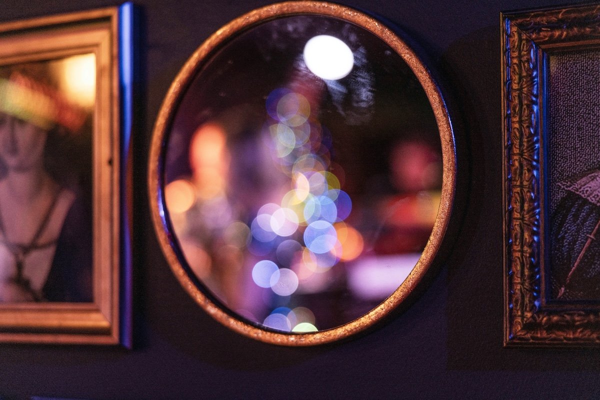 Colorful bokeh in a mirror as a photo challenge