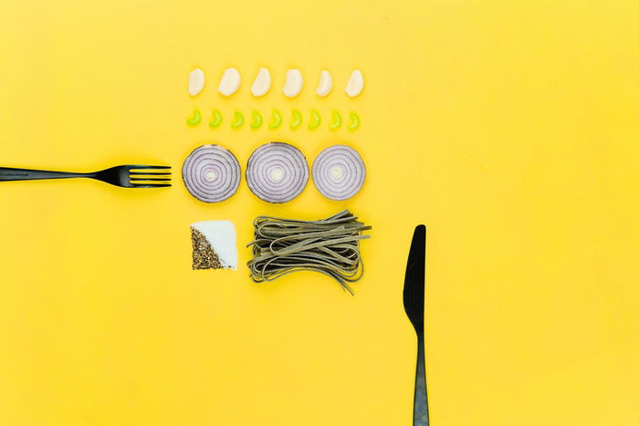 12 Easy (& Impressive) DIY Food Photography Backdrops