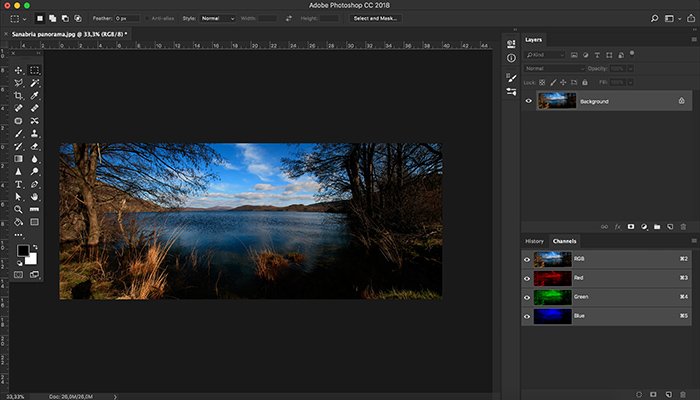 A screenshot of using color channels in Photoshop