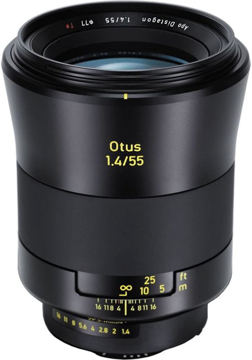 Product shot of a Carl Zeiss Distagon Otus 1.4/55 ZF.2 prime lens