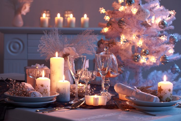 White themed Christmas table setting 