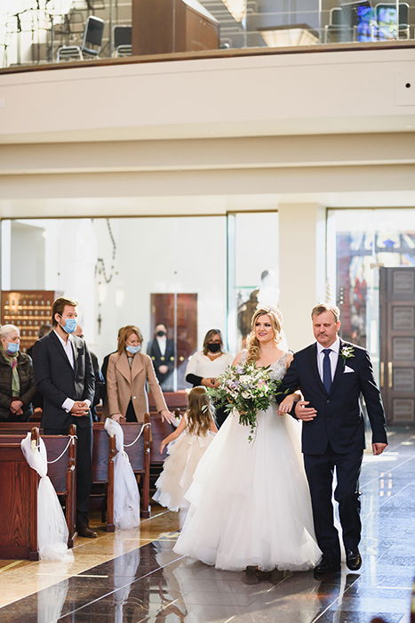 Photograph of a wedding ceremony taken with the Sigma 85mm Art lens