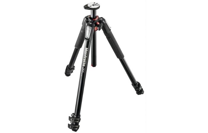 an image of a manfrotto tripod