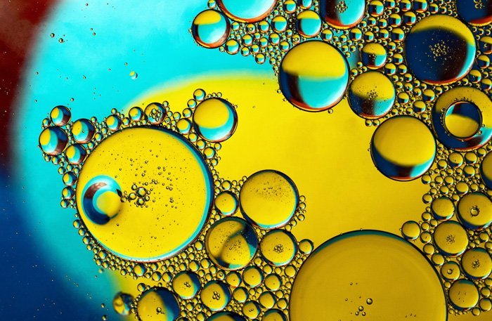 macro image of oil and water