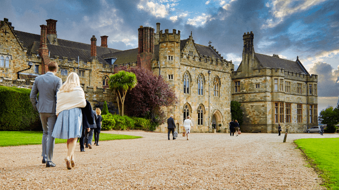 wedding photography: Battle Abbey as a wedding venue