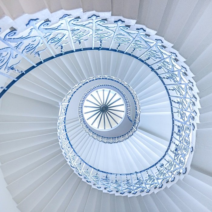 Staircase photography idea: Spiral staircase