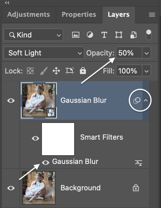 Screenshot of reducing a layer's opacity for a Photoshop glow effect