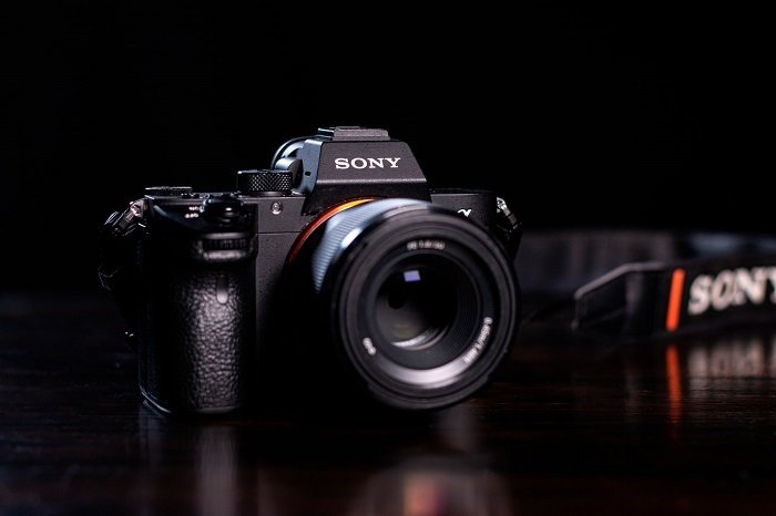 shallow depth of field photo of a Sony camera 