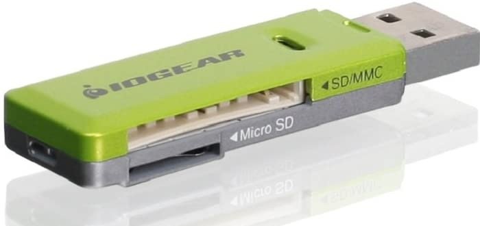 gifts for photographers: product photo of the IOGEAR USB Memory Card Reader