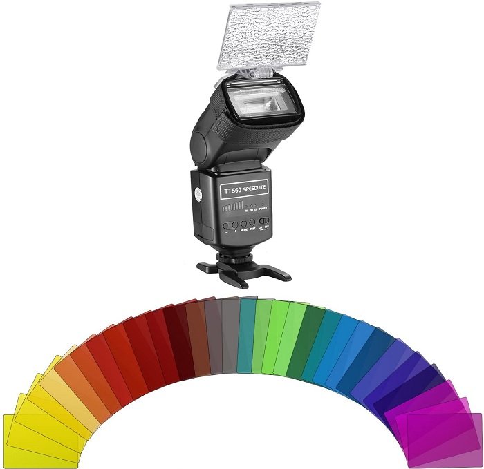 gifts for photographers: product photo of the Neewer Speedlite Colour Filter Kit (30 Pieces)
