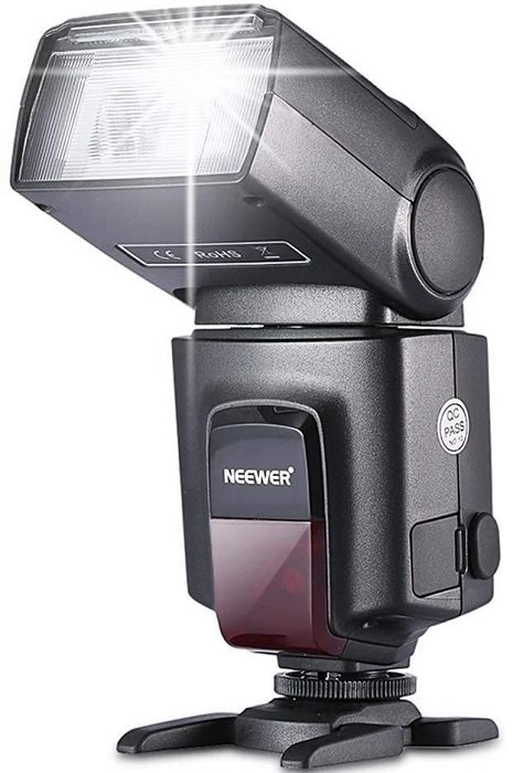 gifts for photographers: product photo of the Neewer TT560 Flash Speedlite camera flash