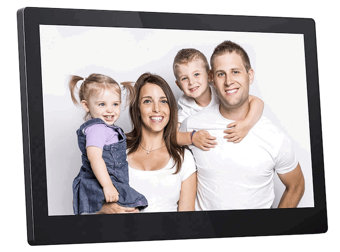 Digital frame with an image of a family for photo gift ideas