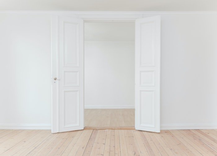 an image of an open doorway with flat light