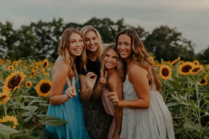 Group beautiful young people doing selfie in a cafe, best friends girls and  boys together having fun, posing emotional lifestyle concept 6083742 Stock  Photo at Vecteezy