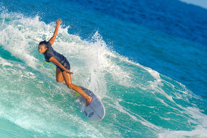 surf photography example of a surfer riding a wave at an angle