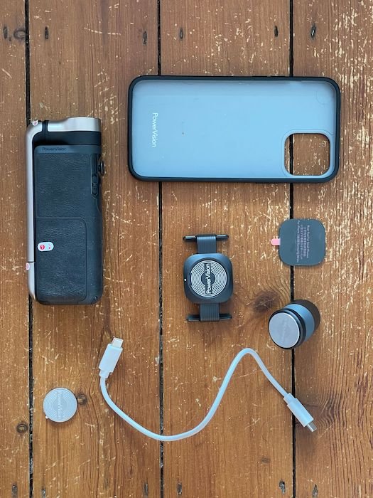 Flatlay of the Powervision S1 gimbal with wireless charger